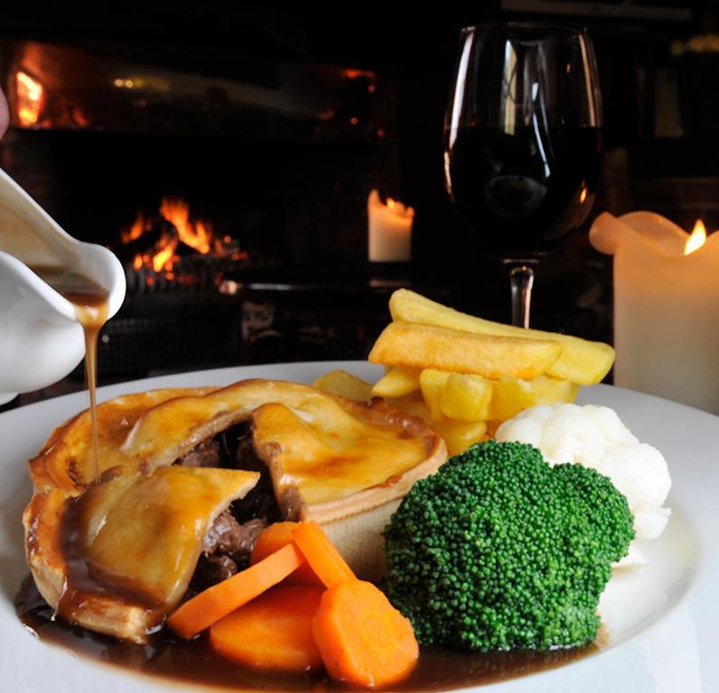 Heckfield The New Inn מראה חיצוני תמונה