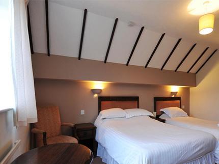 Heckfield The New Inn חדר תמונה