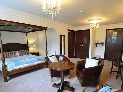 Heckfield The New Inn חדר תמונה